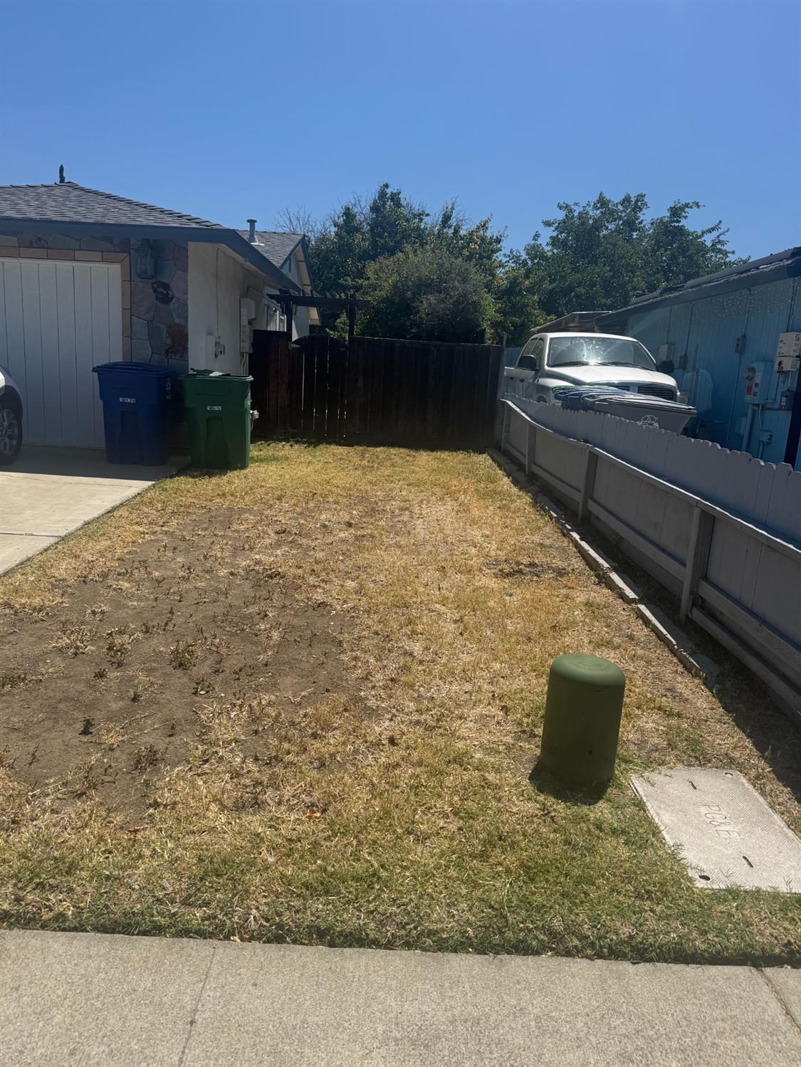 332 N 2nd St, Los Banos, CA 93635