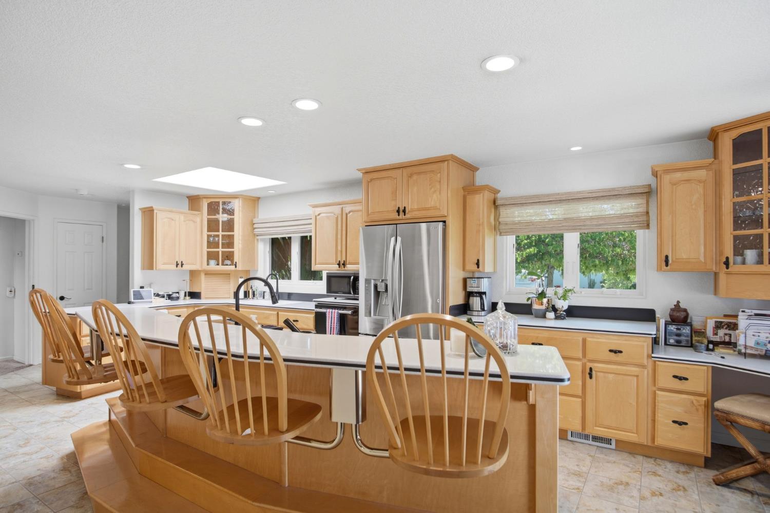 2375 EL CAPITAN Dr, Turlock, CA 95380