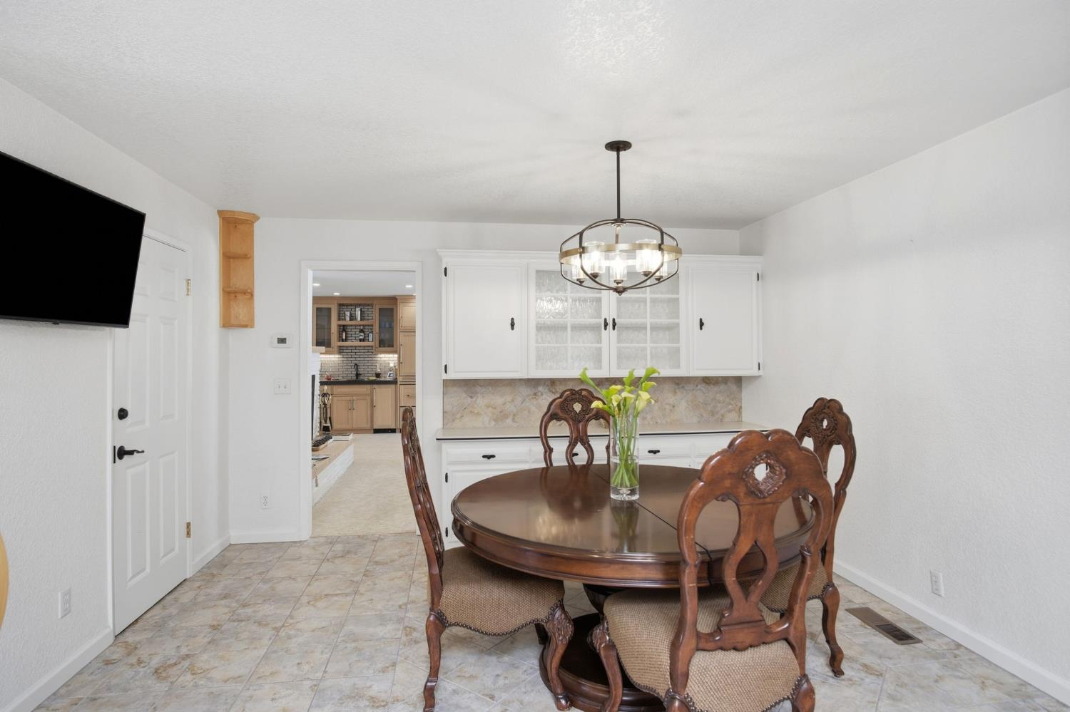 2375 EL CAPITAN Dr, Turlock, CA 95380