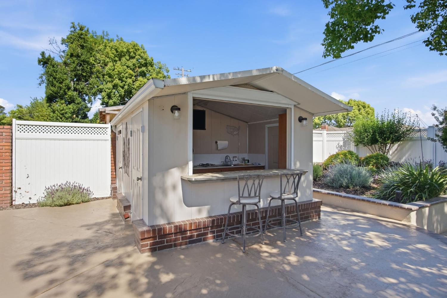 2375 EL CAPITAN Dr, Turlock, CA 95380