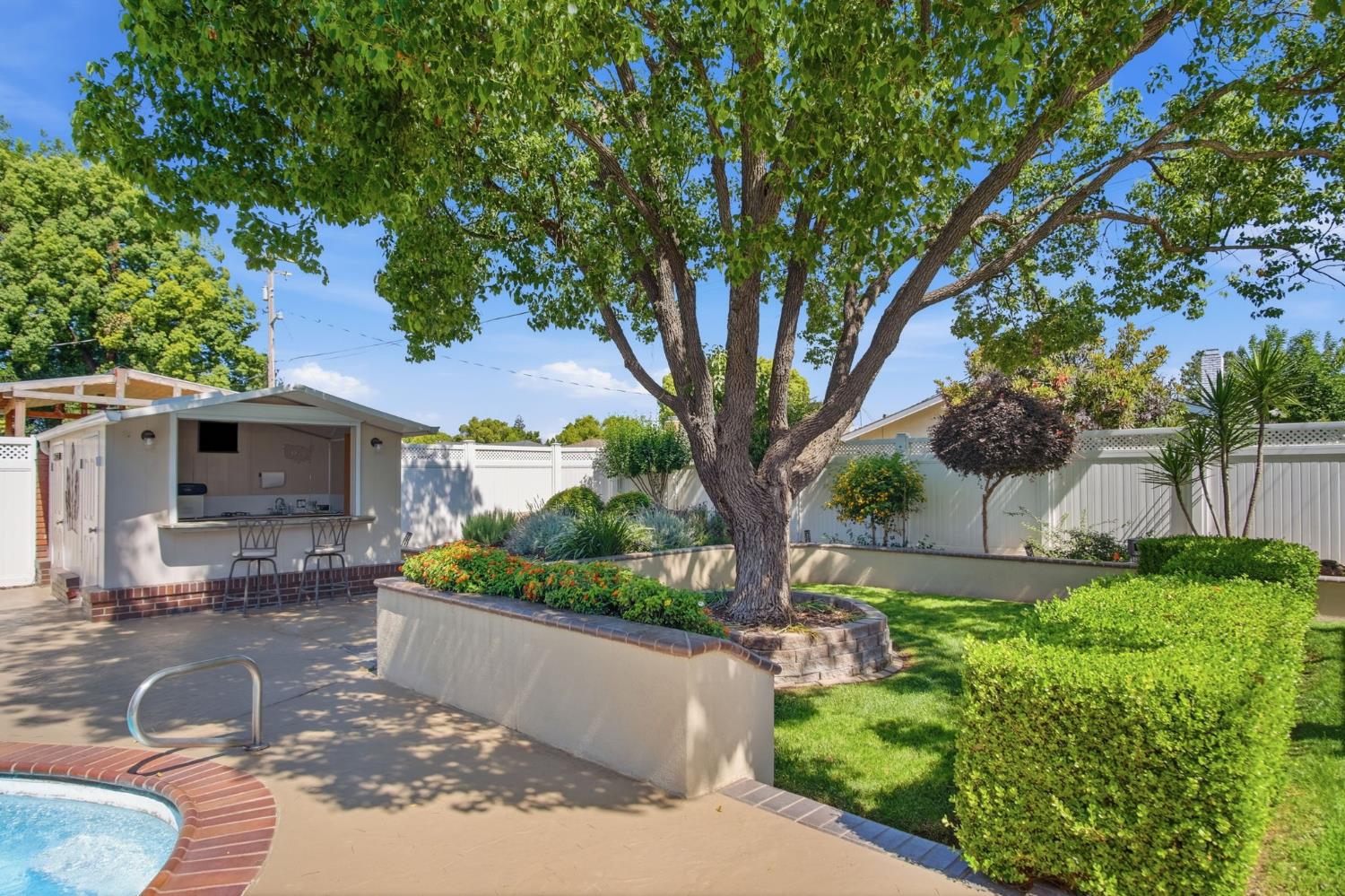 2375 EL CAPITAN Dr, Turlock, CA 95380