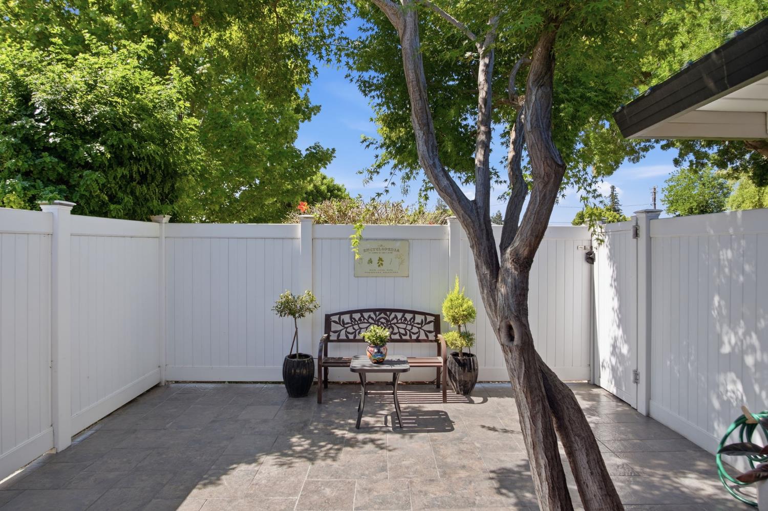 2375 EL CAPITAN Dr, Turlock, CA 95380