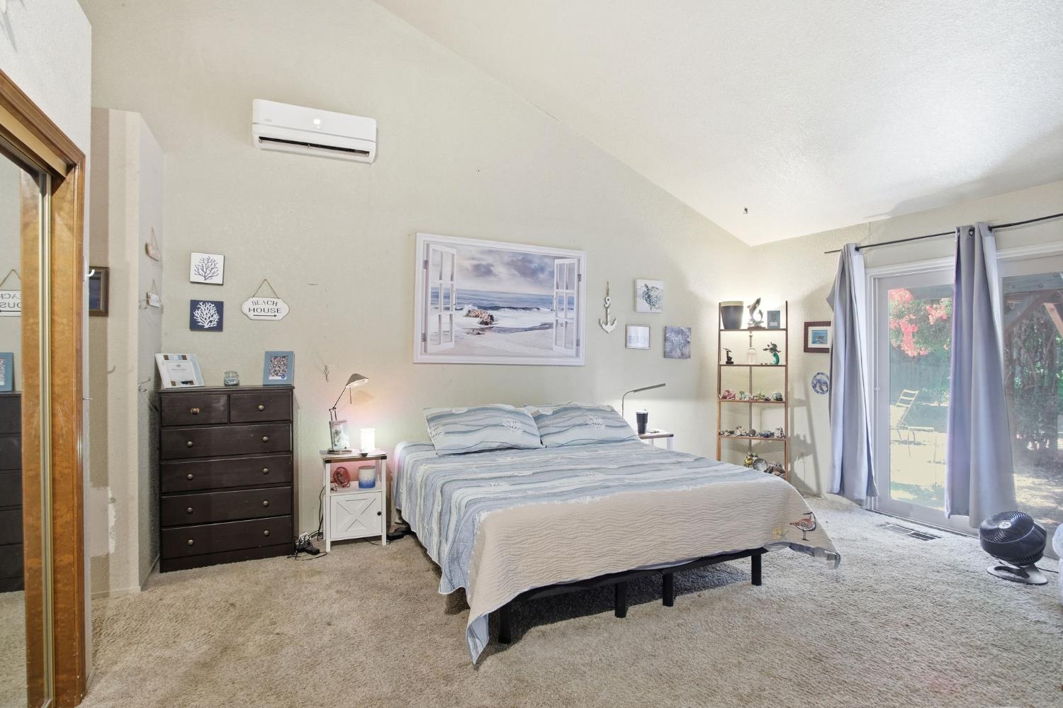 1421 El Pueblo Dr, Modesto, CA 95355