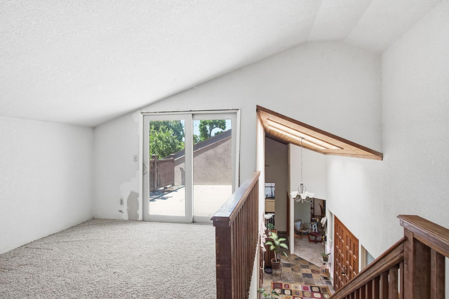1421 El Pueblo Dr, Modesto, CA 95355