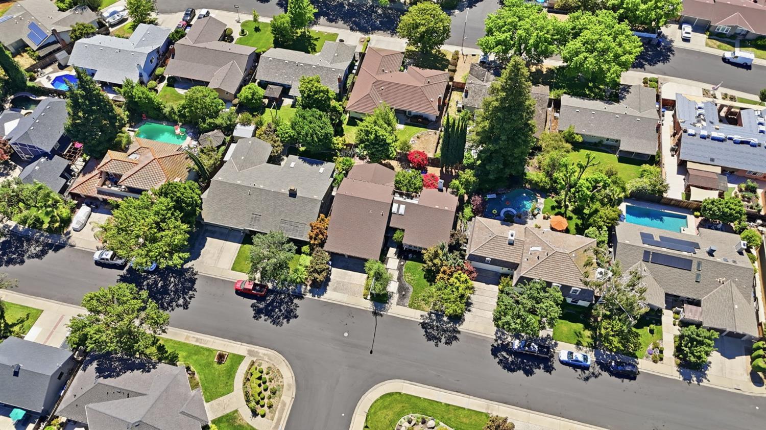 1421 El Pueblo Dr, Modesto, CA 95355