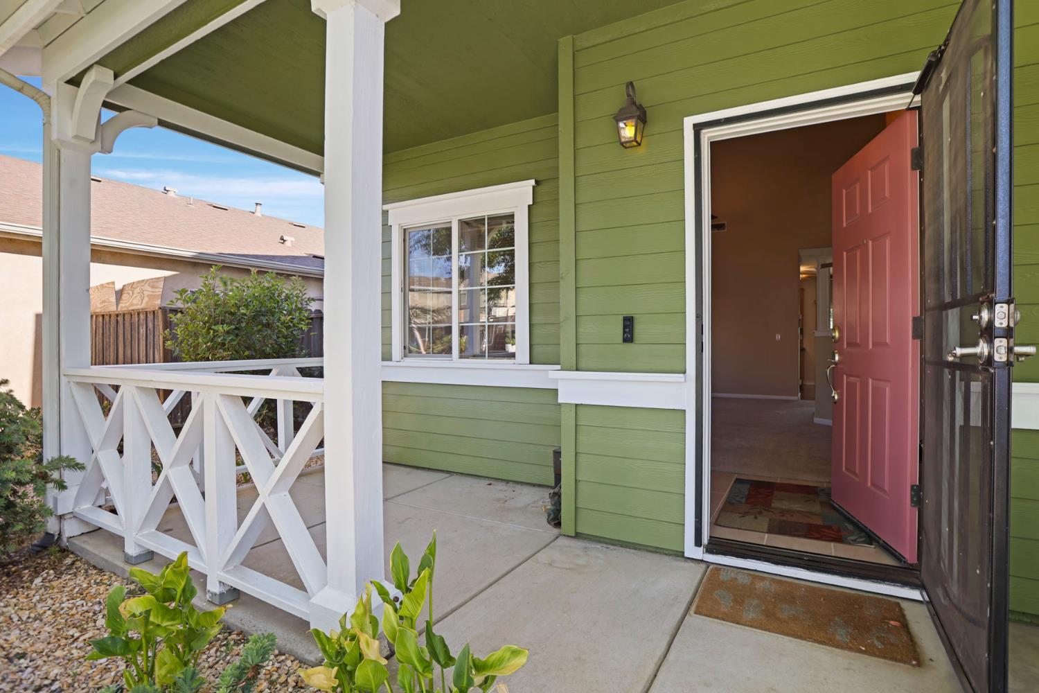 1945 San Ramos Way, Modesto, CA 95358