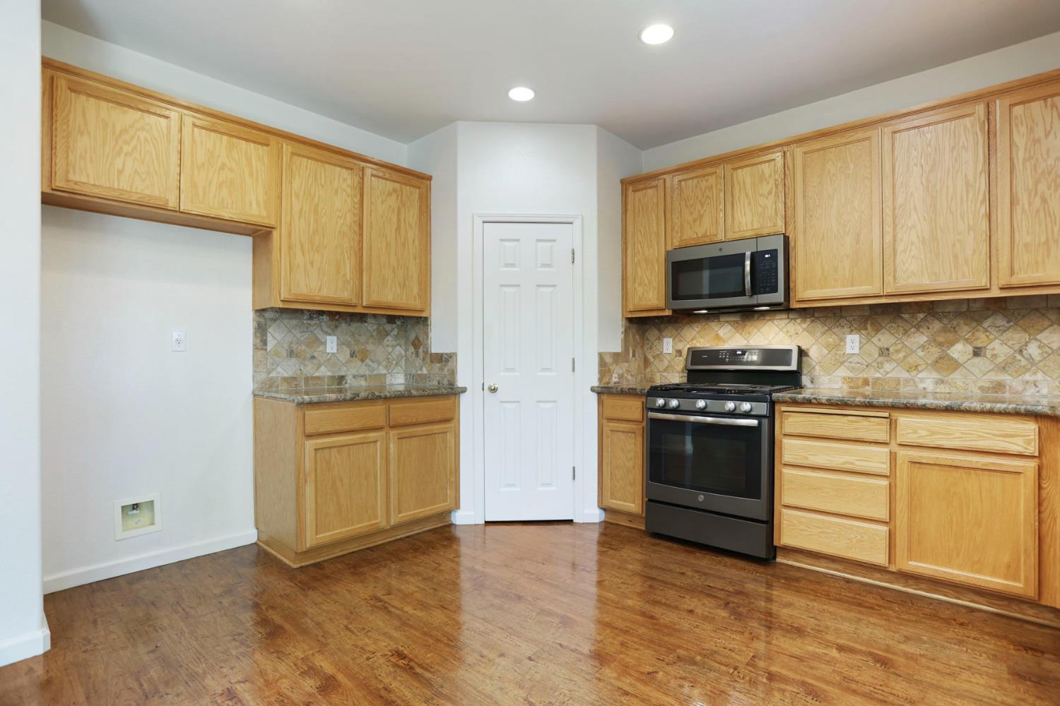 1945 San Ramos Way, Modesto, CA 95358