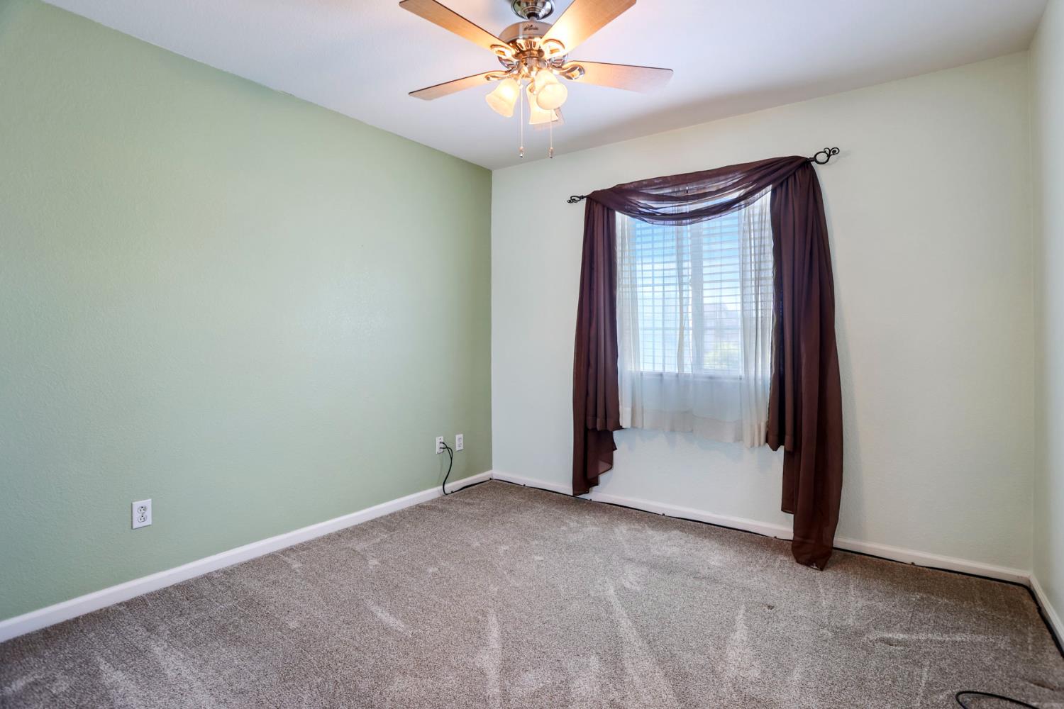 1945 San Ramos Way, Modesto, CA 95358