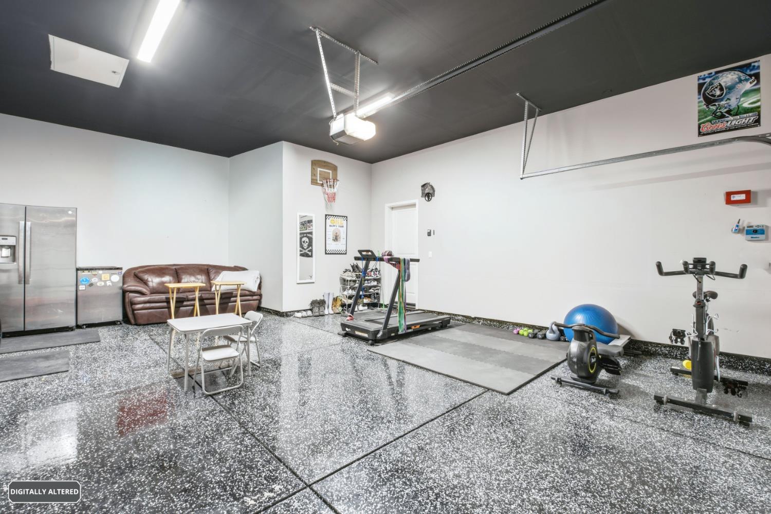 2333 Bharvani Ave, Manteca, CA 95337