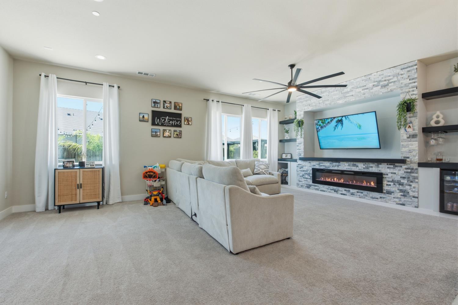 2333 Bharvani Ave, Manteca, CA 95337