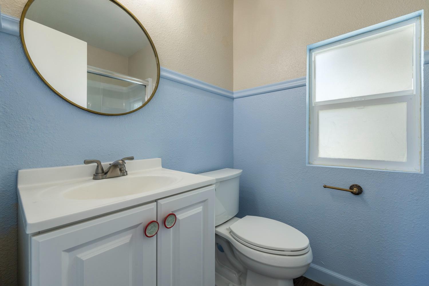 1106 Monte Cristo Ave, Modesto, CA 95350