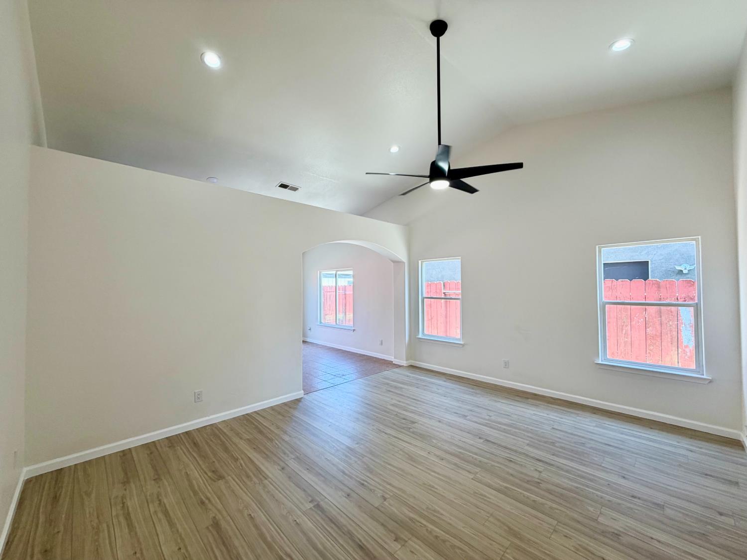 2833 Colton Ct, Merced, CA 95348