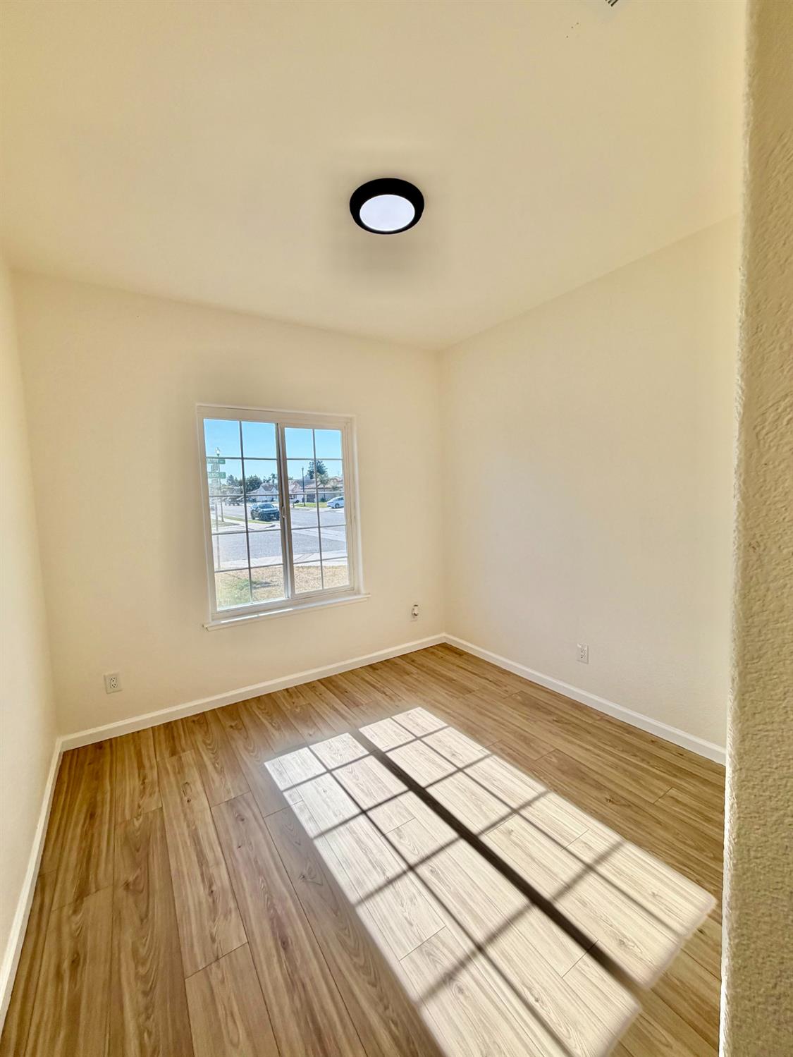 2833 Colton Ct, Merced, CA 95348