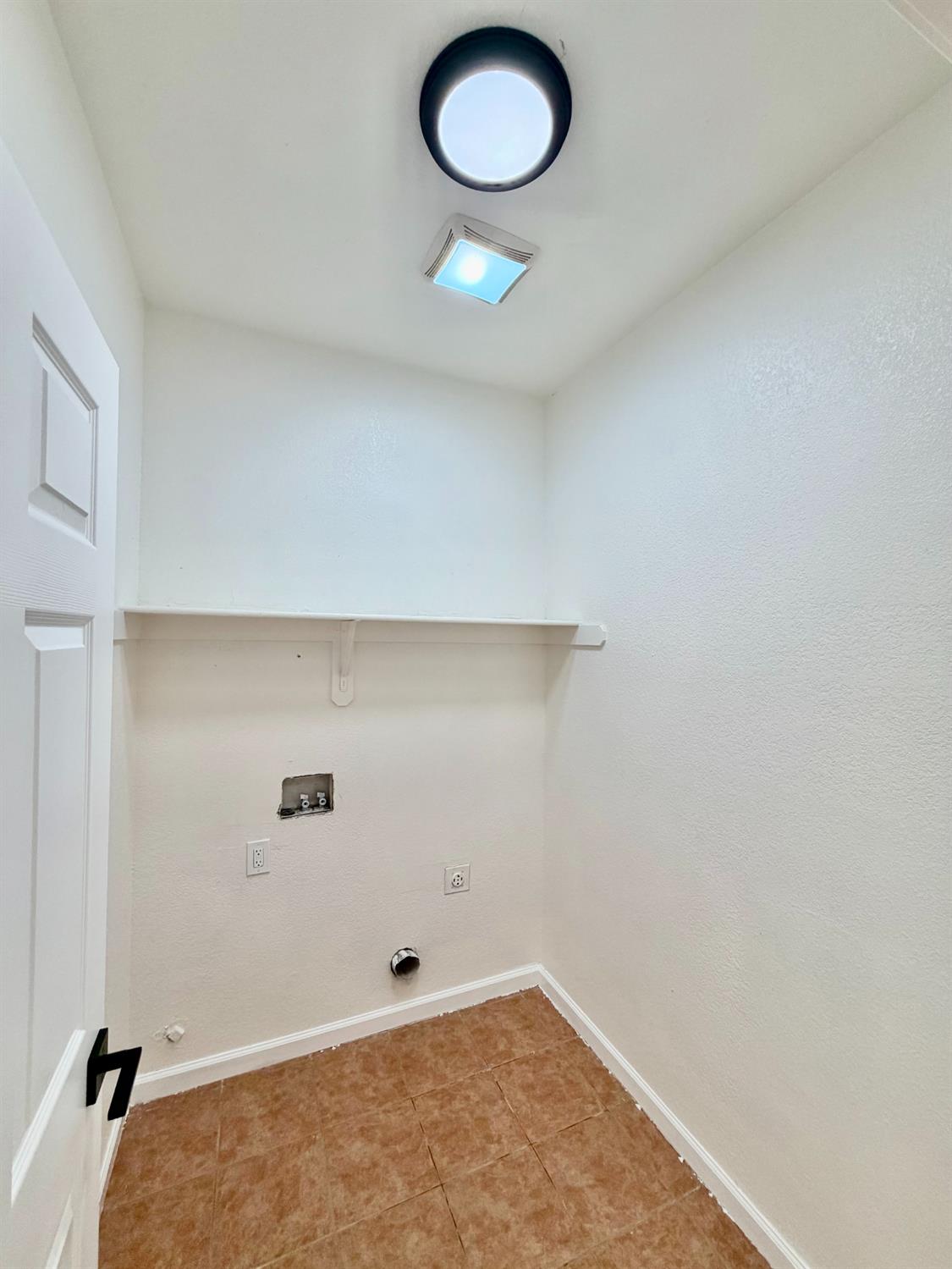 2833 Colton Ct, Merced, CA 95348