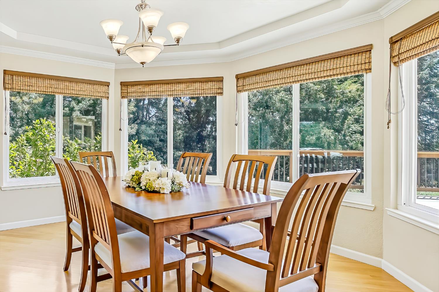 8918 Oak View Dr, Oakdale, CA 95361