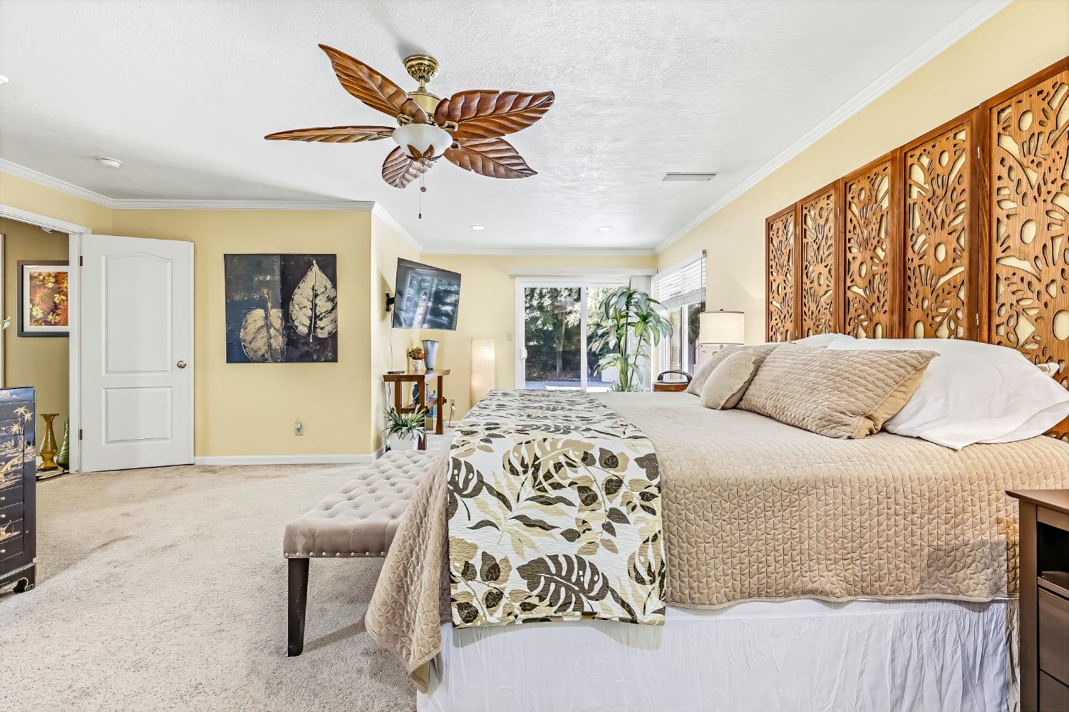 8918 Oak View Dr, Oakdale, CA 95361