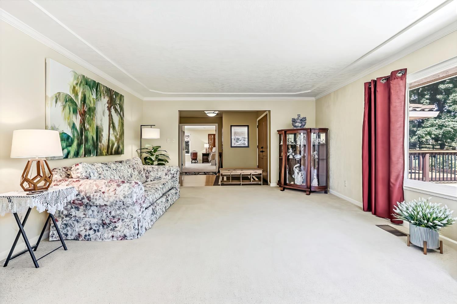 8918 Oak View Dr, Oakdale, CA 95361
