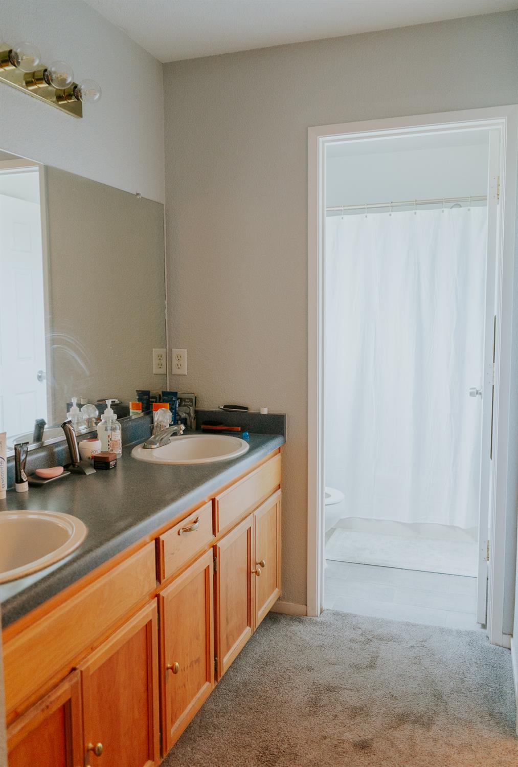 12 E San Clemente Dr, Merced, CA 95341