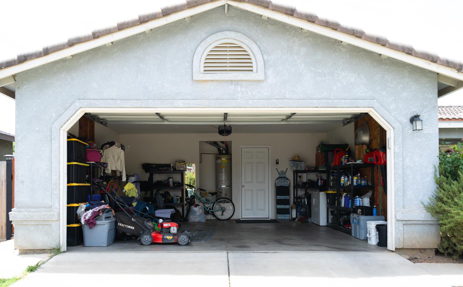 12 E San Clemente Dr, Merced, CA 95341