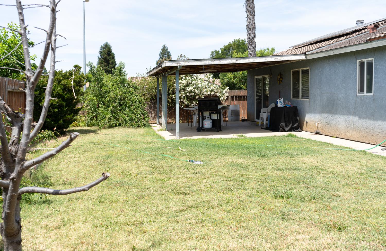 12 E San Clemente Dr, Merced, CA 95341