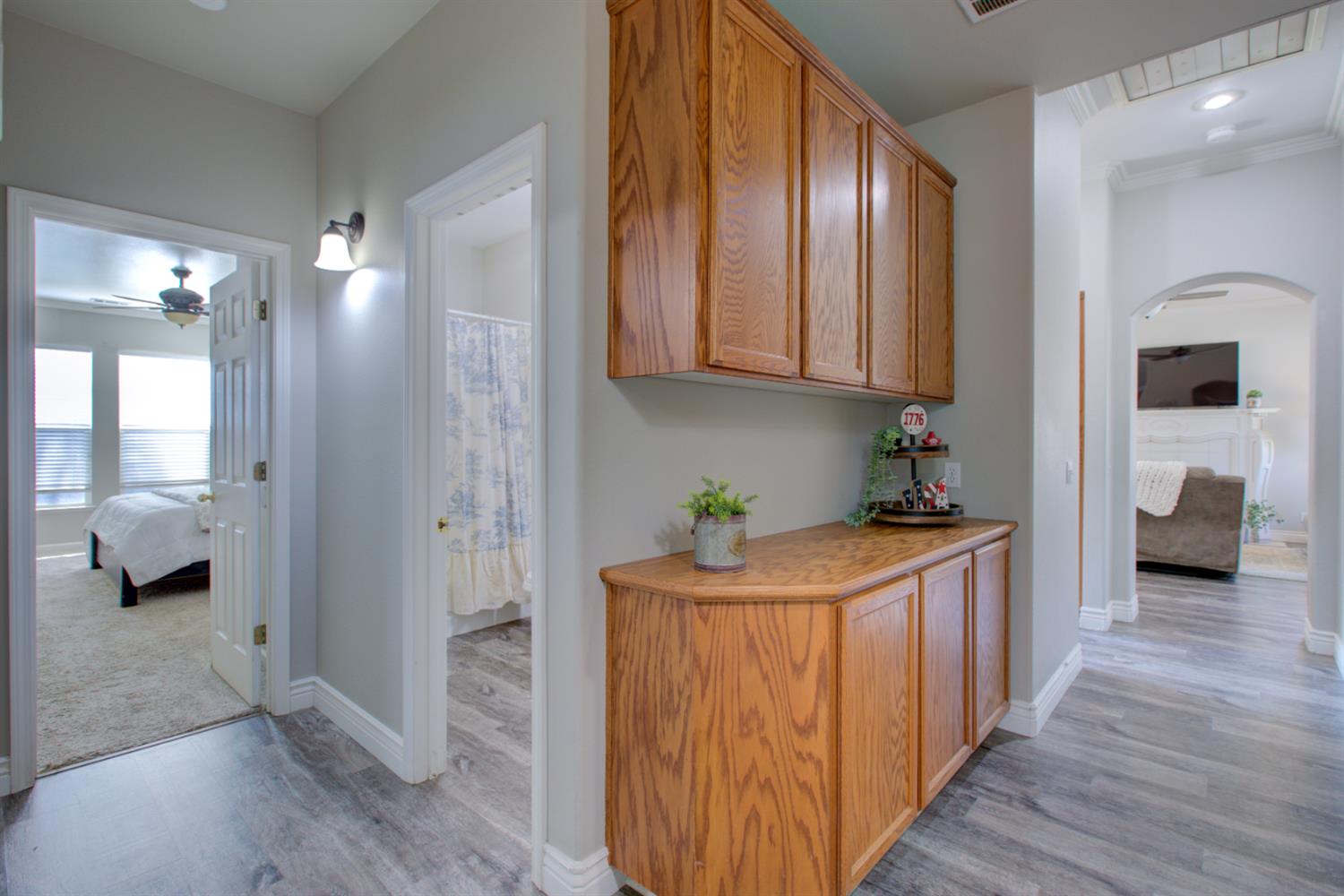 1704 Nutshell Ct, Hughson, CA 95326