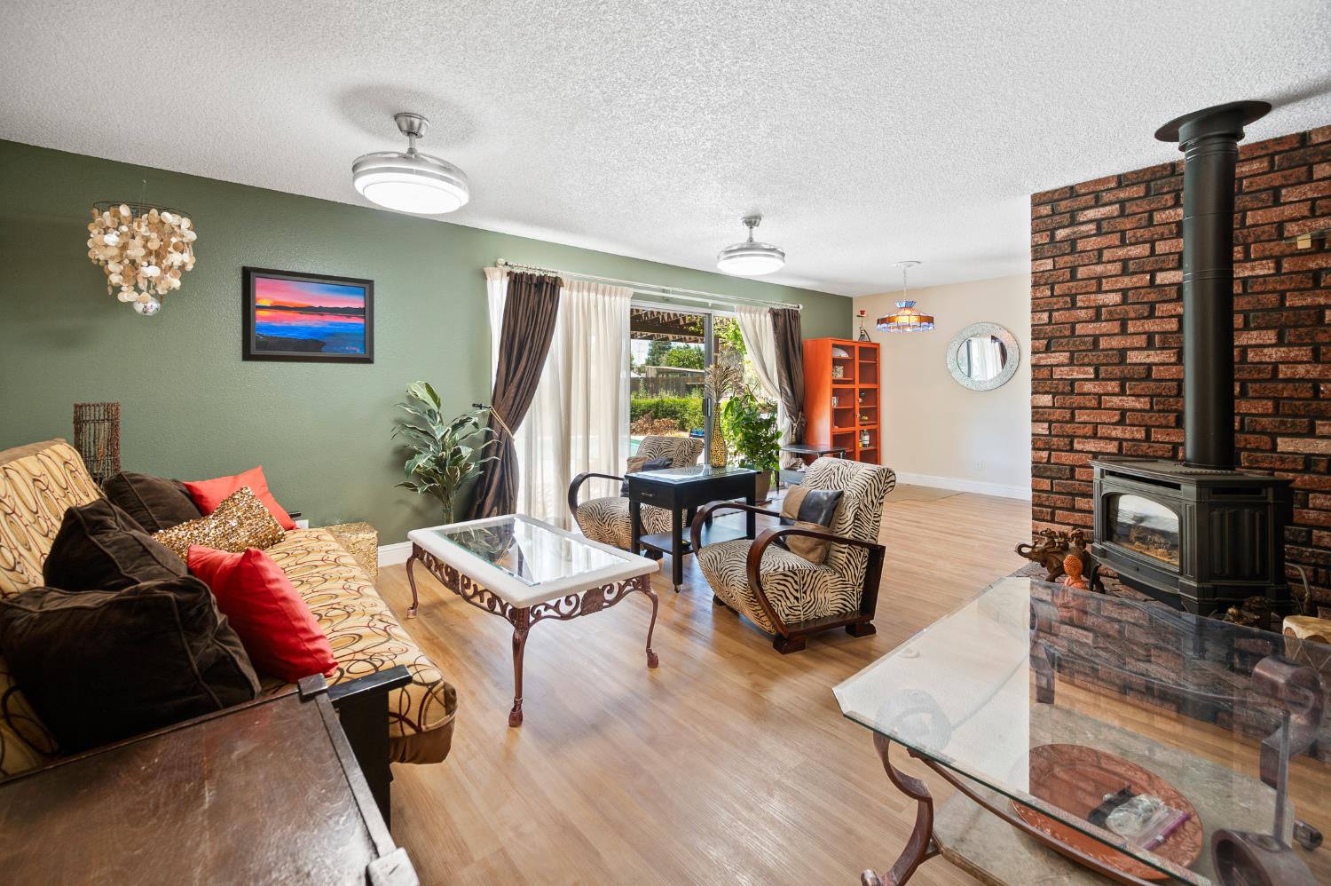 1221 Mist Flower Ct, Modesto, CA 95355