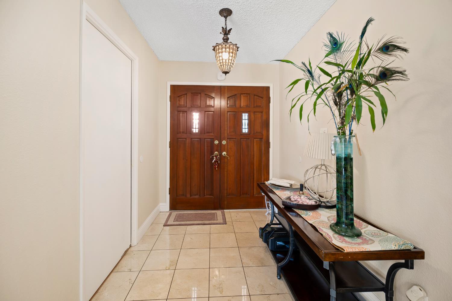 1221 Mist Flower Ct, Modesto, CA 95355