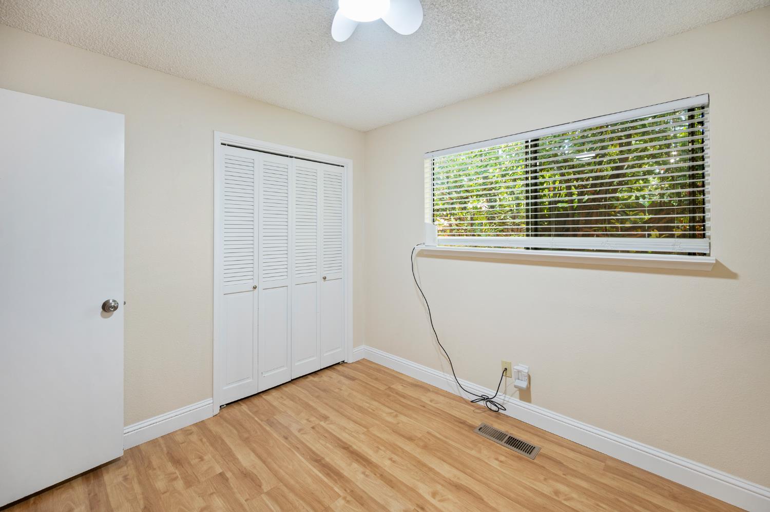 1221 Mist Flower Ct, Modesto, CA 95355