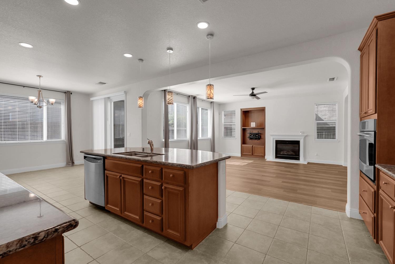 4181 Wild Lilac Dr, Turlock, CA 95382