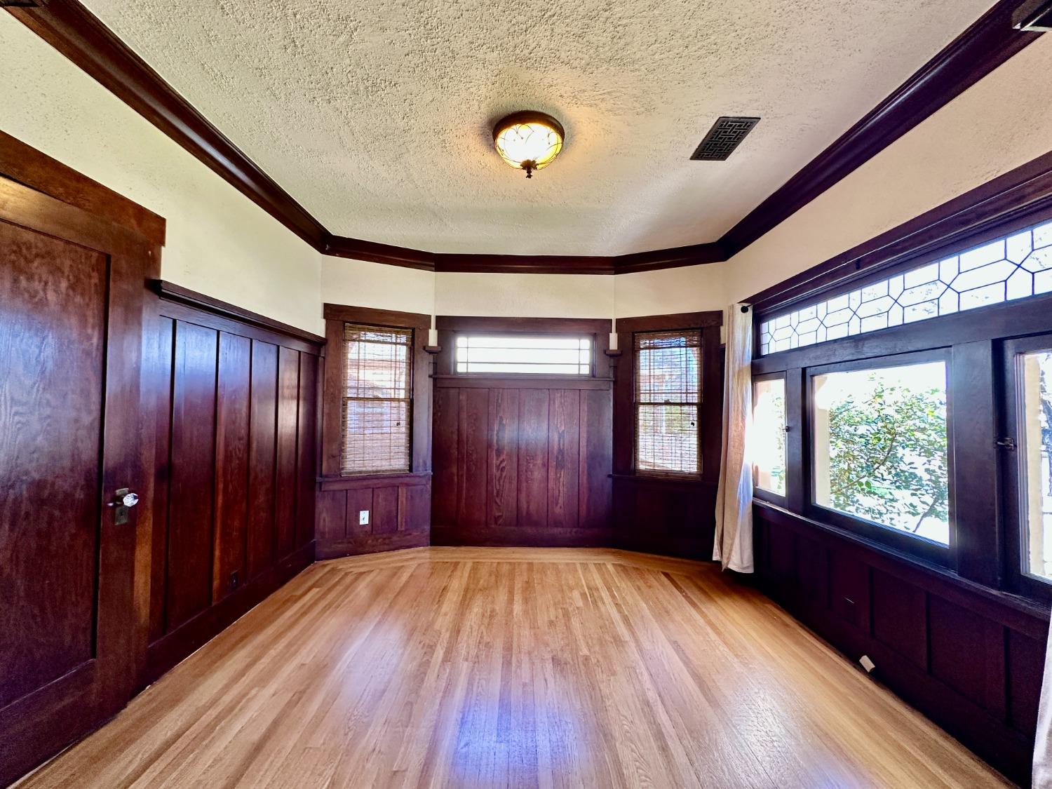 1059 Q St, Newman, CA 95360
