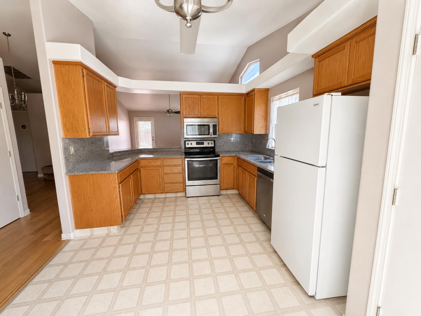 1101 Citrus Ct, Modesto, CA 95350