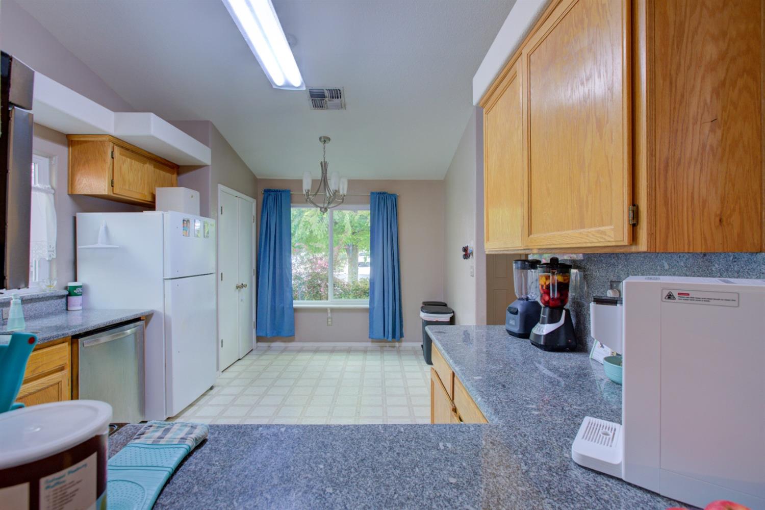 1101 Citrus Ct, Modesto, CA 95350