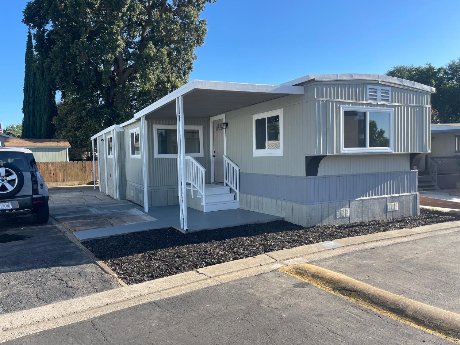 900 Old Stockton Rd #127, Oakdale, CA 95361