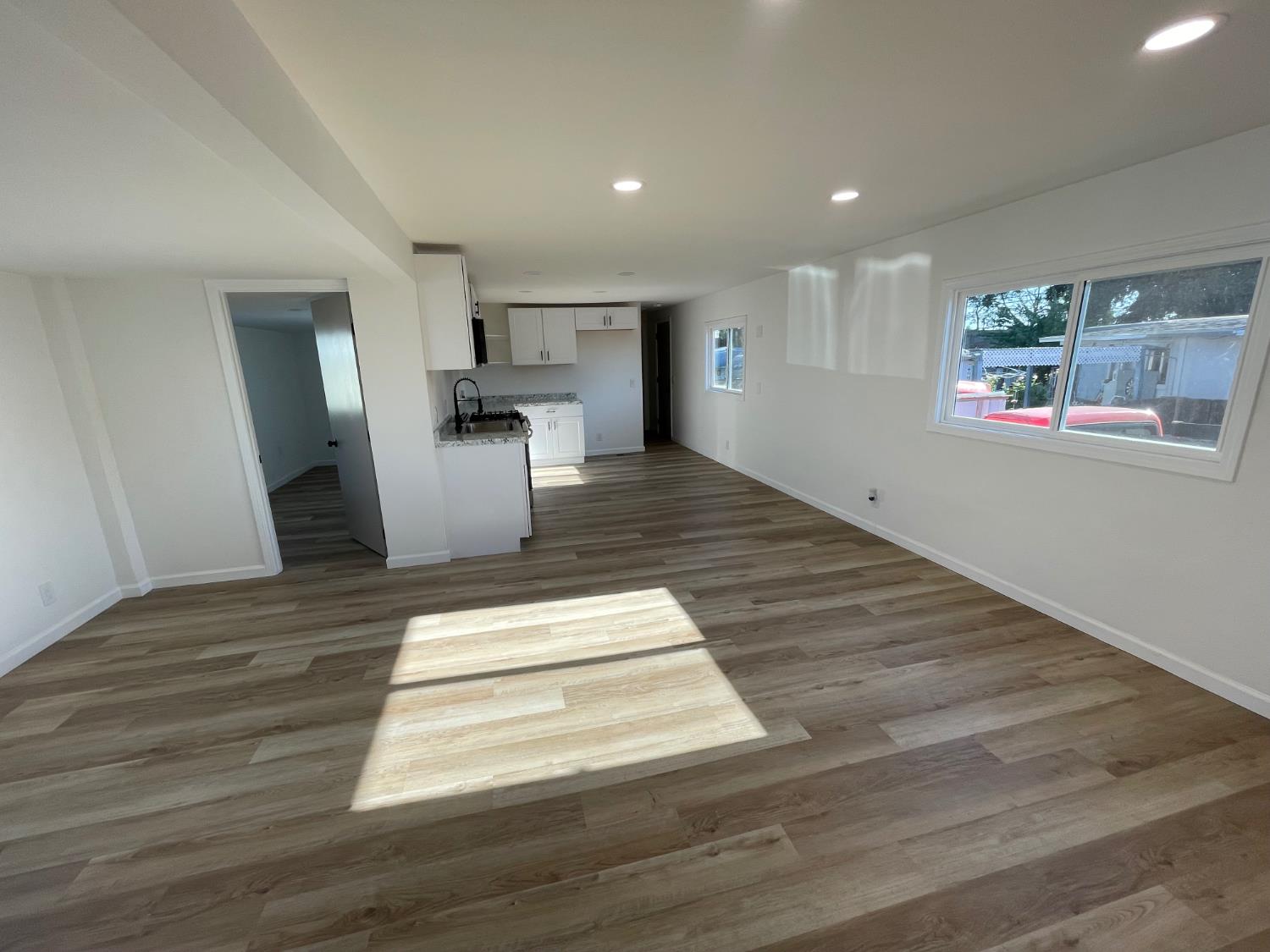 900 Old Stockton Rd #127, Oakdale, CA 95361