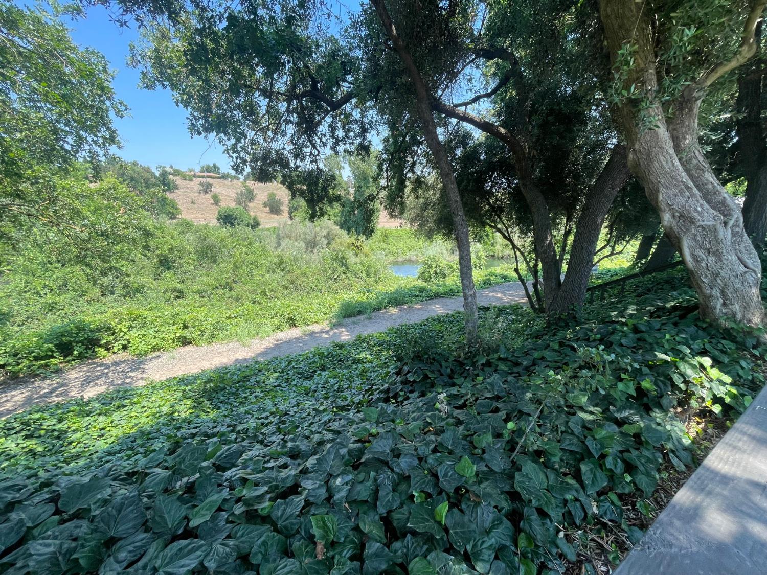 900 Old Stockton Rd #127, Oakdale, CA 95361