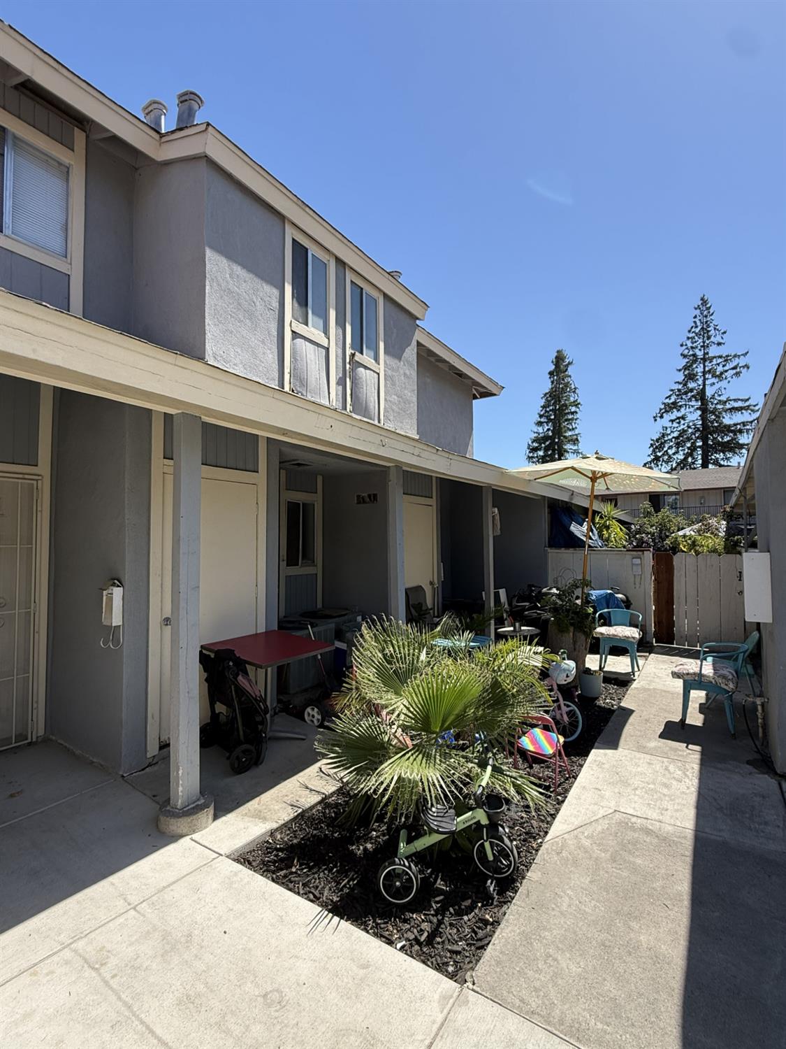 3312 Santa Rosa Ct, Merced, CA 95348