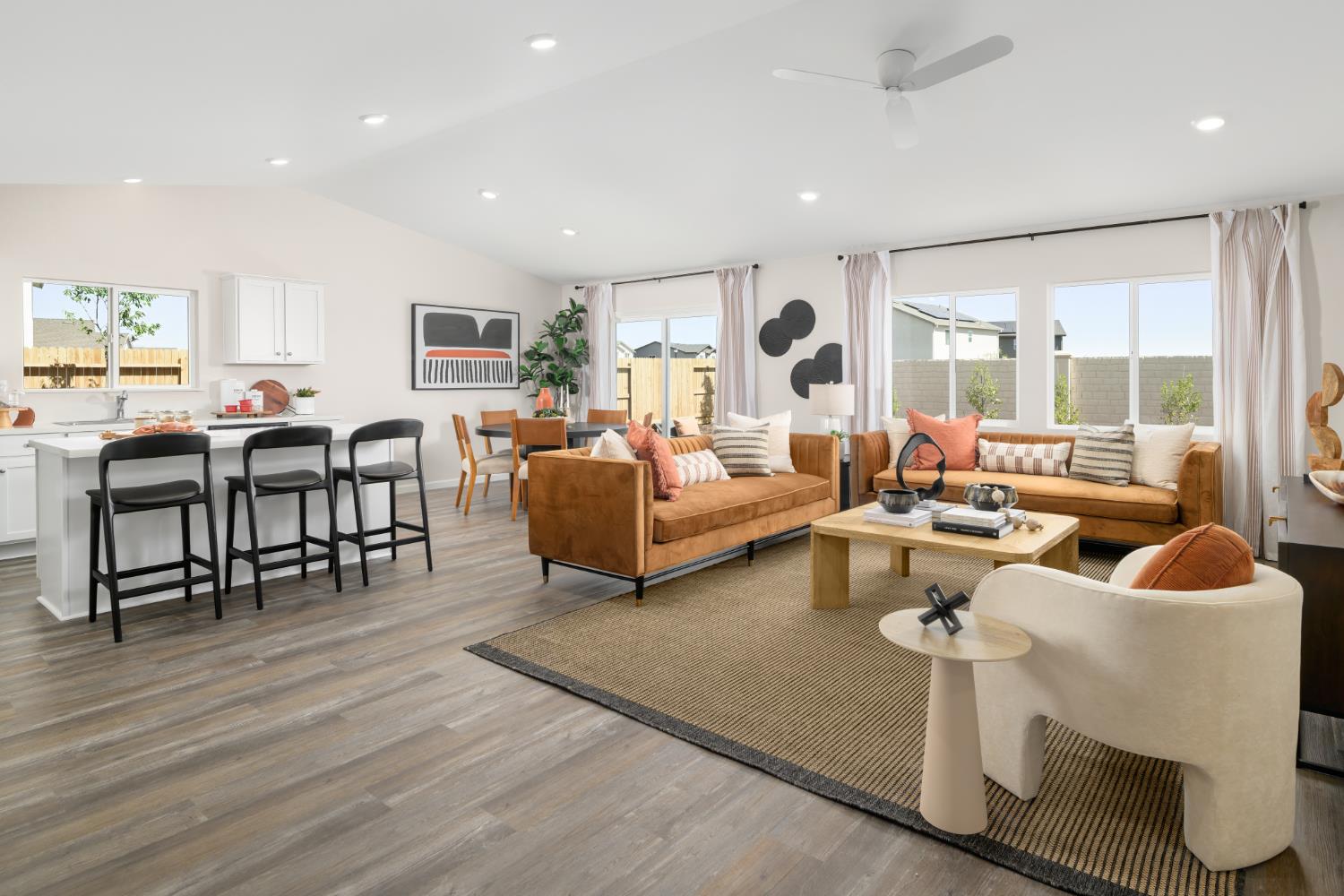 1843 Mariposa Dr, Los Banos, CA 93635