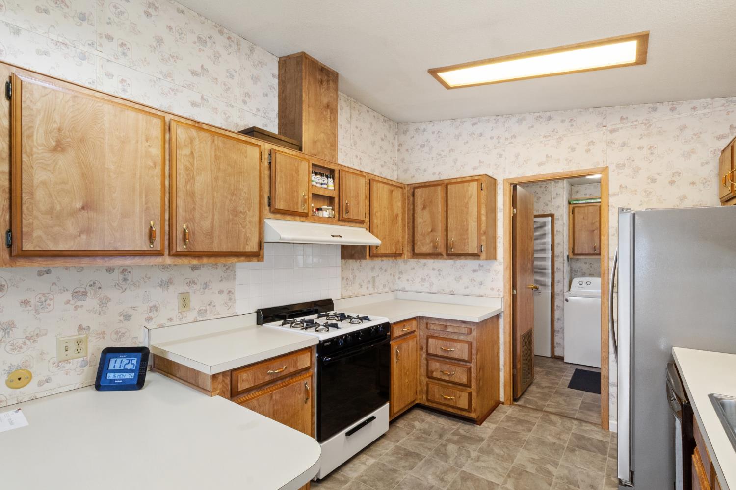 1500 Held Dr #31, Modesto, CA 95355