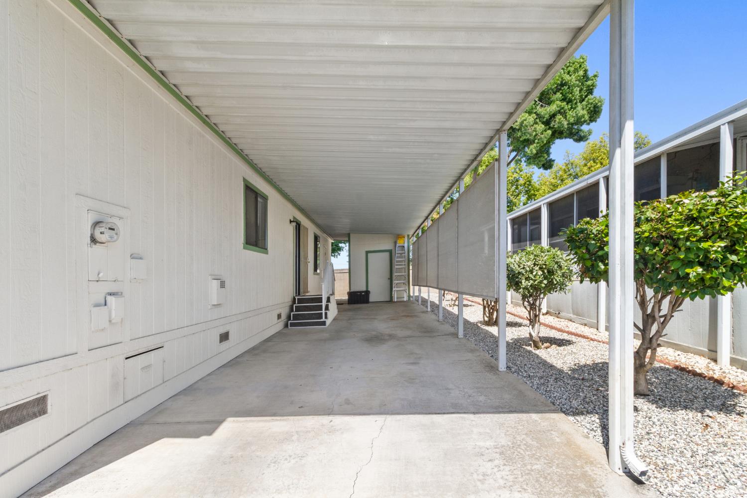 1500 Held Dr #31, Modesto, CA 95355