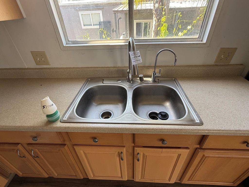 5412 Tully Rd, Modesto, CA 95356
