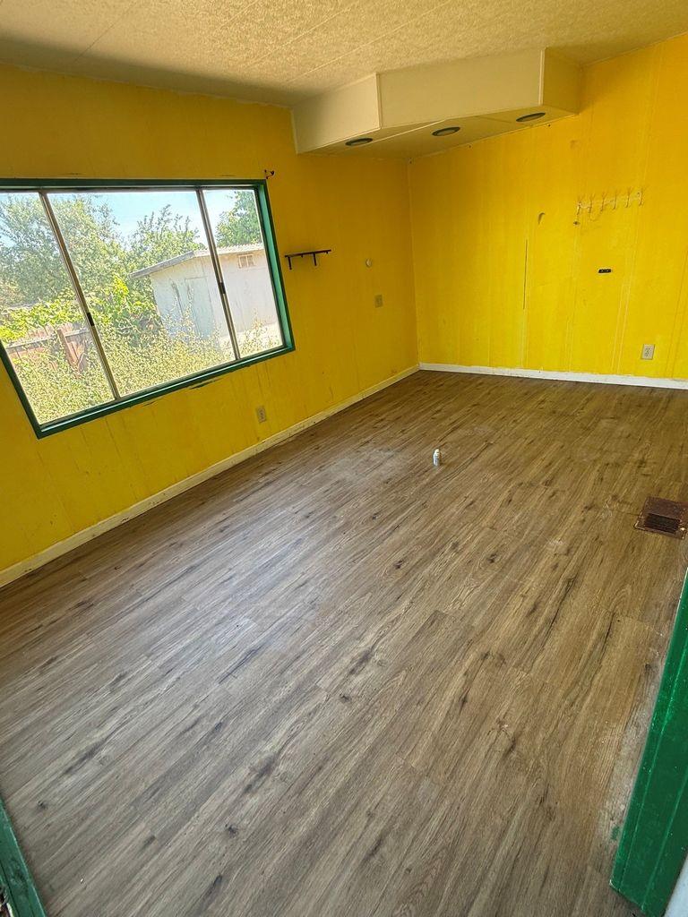 5412 Tully Rd, Modesto, CA 95356