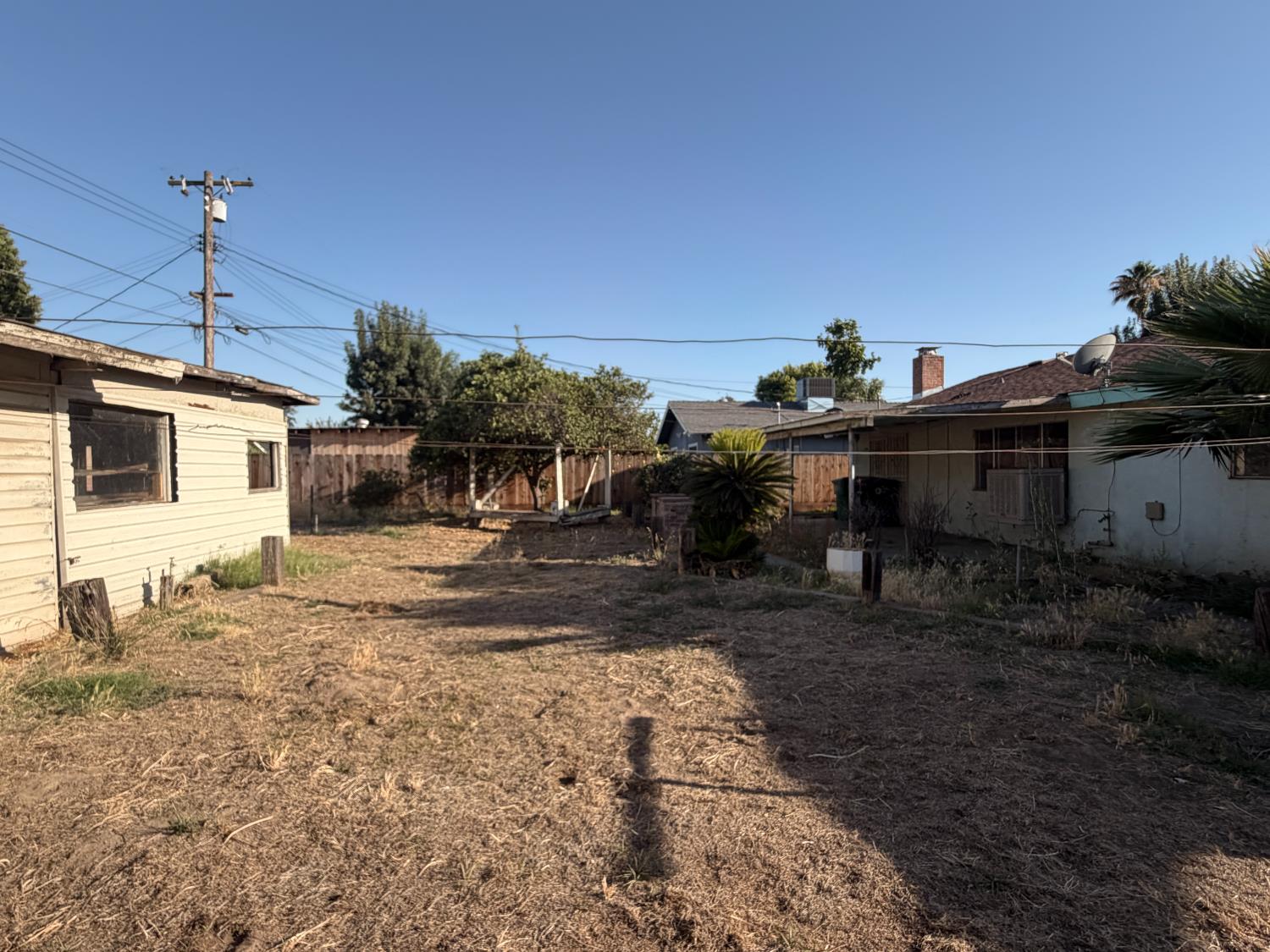 370 N Lindale St, Porterville, CA 93257