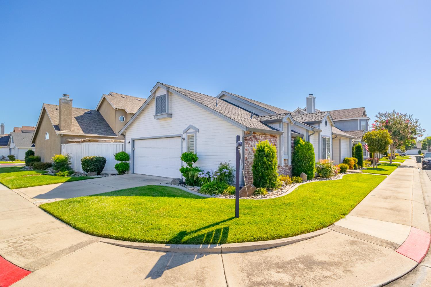 2809 Sand Stone St, Modesto, CA 95355