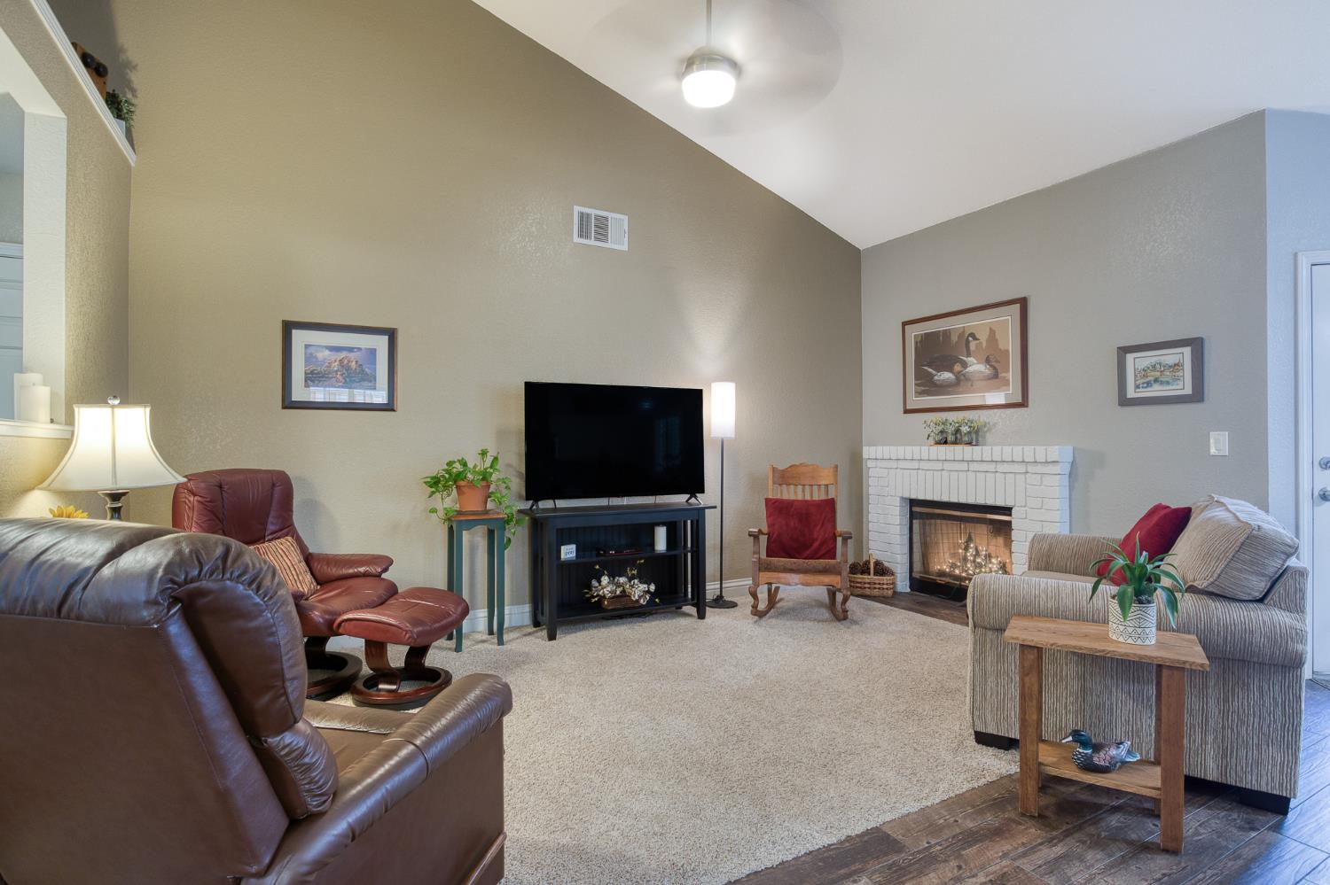 2809 Sand Stone St, Modesto, CA 95355