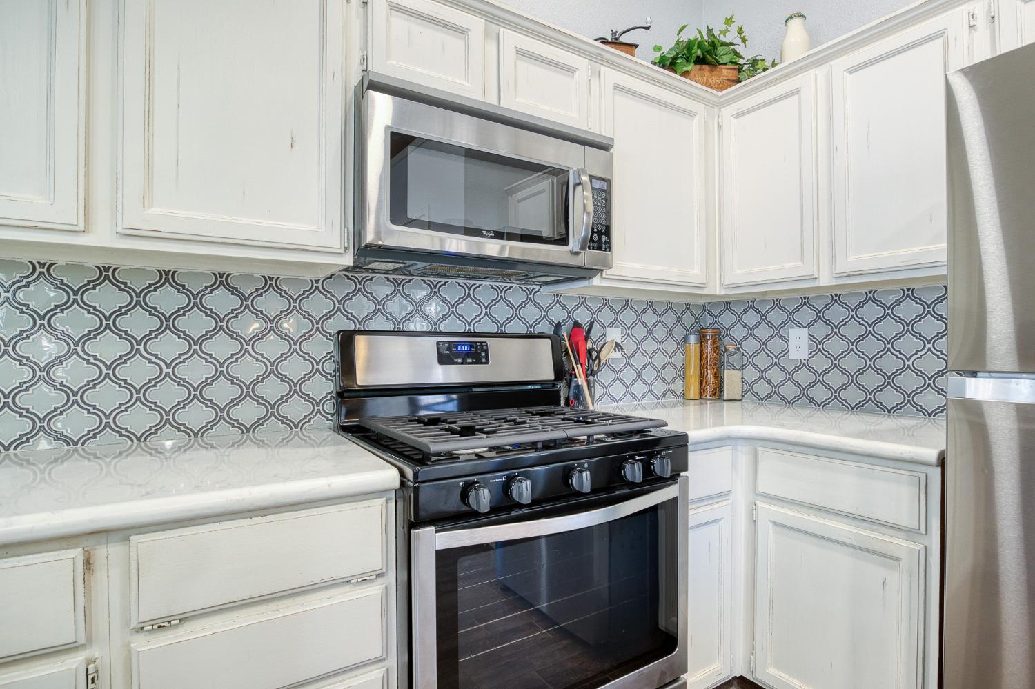 2809 Sand Stone St, Modesto, CA 95355