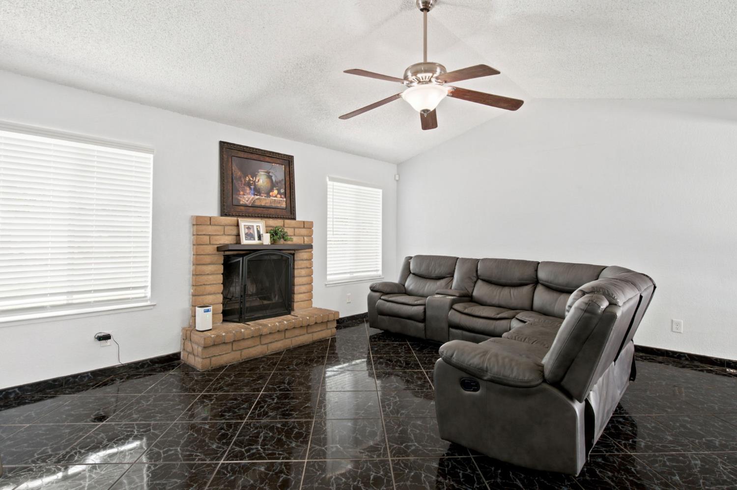 3100 Kounias Dr, Modesto, CA 95354