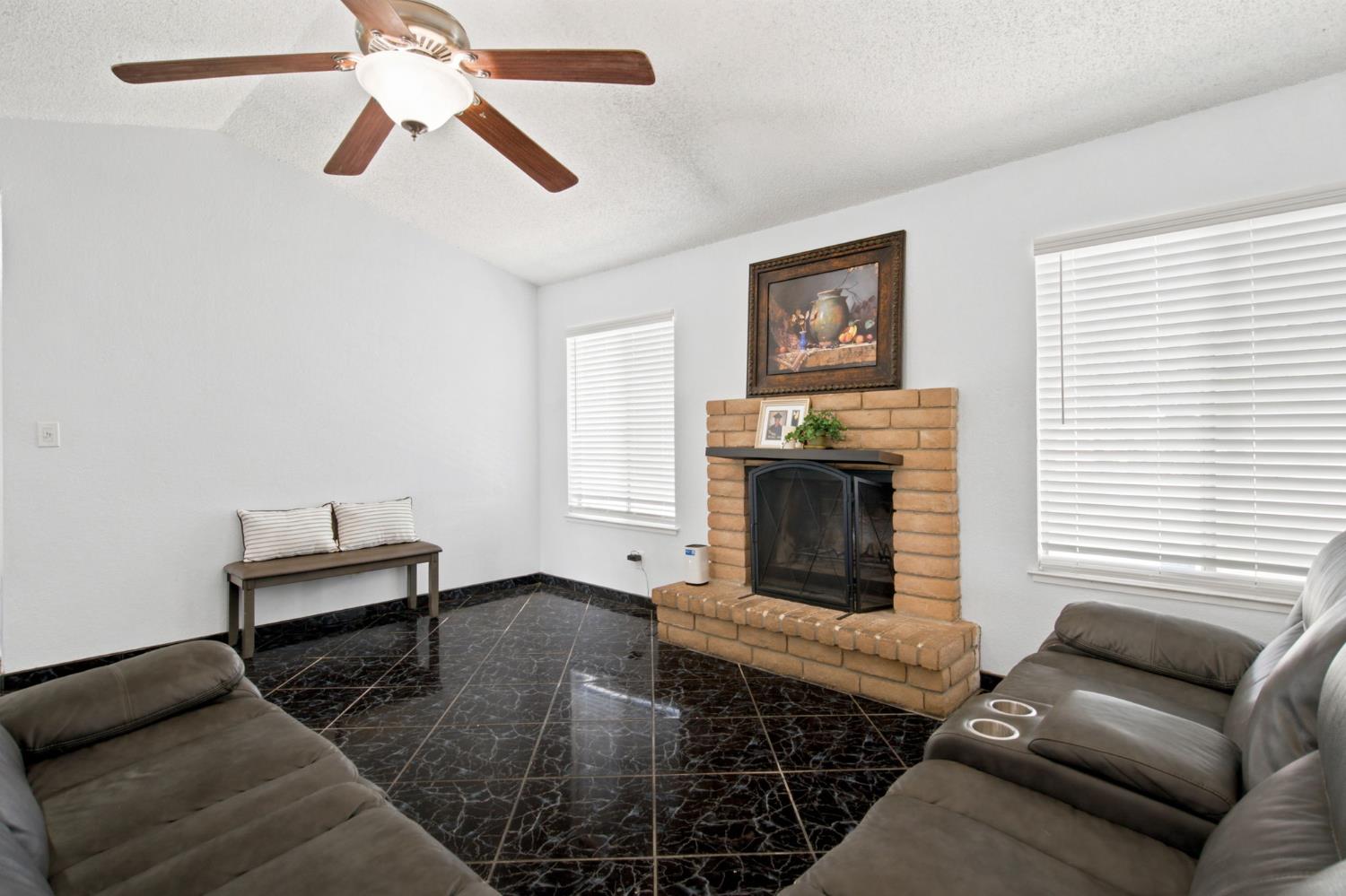 3100 Kounias Dr, Modesto, CA 95354