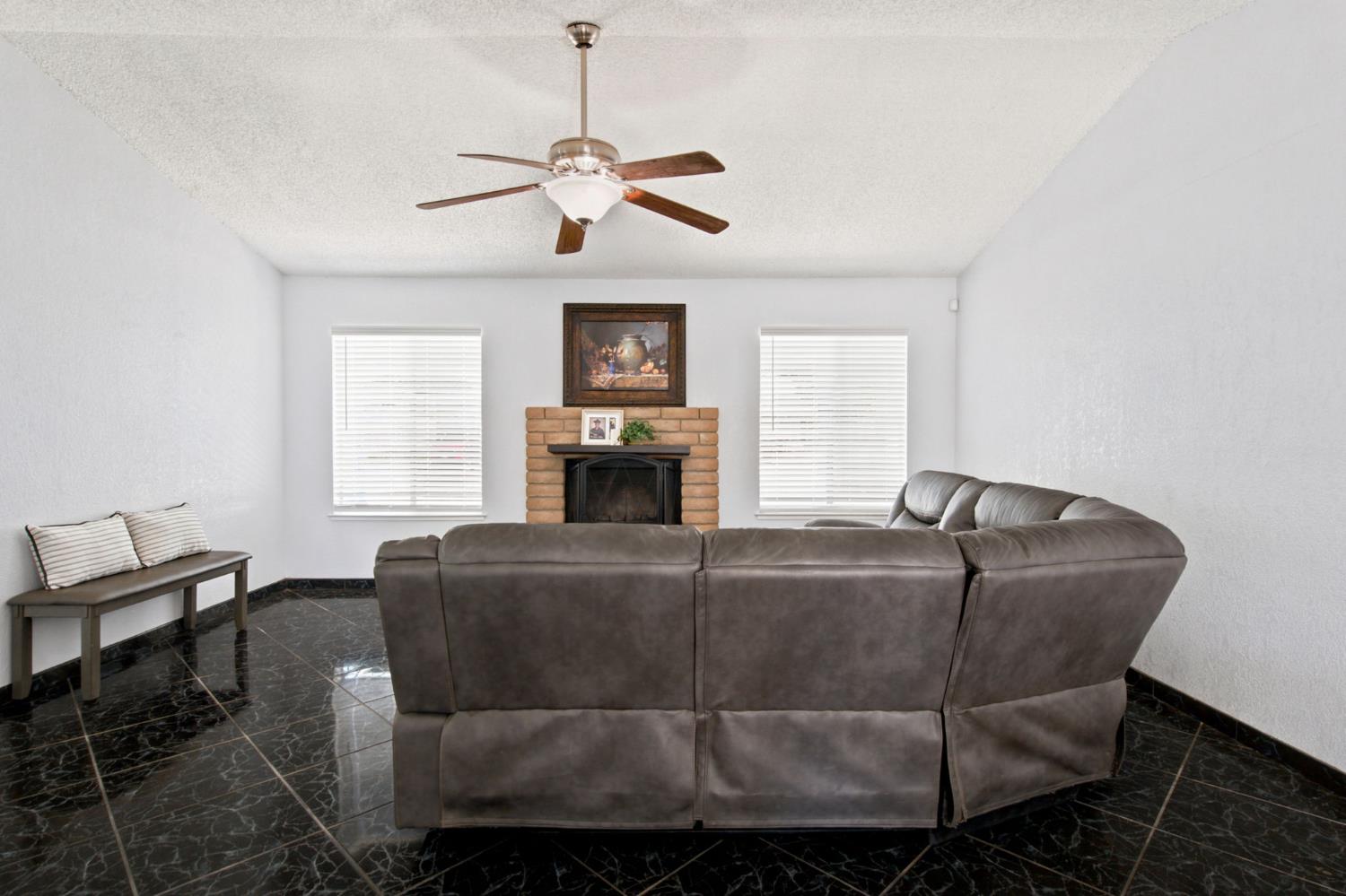 3100 Kounias Dr, Modesto, CA 95354