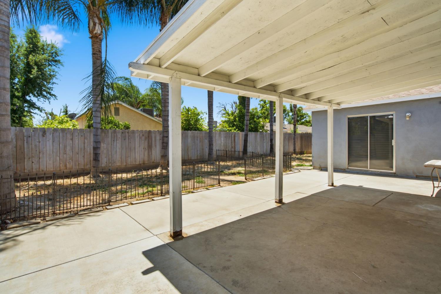 3100 Kounias Dr, Modesto, CA 95354
