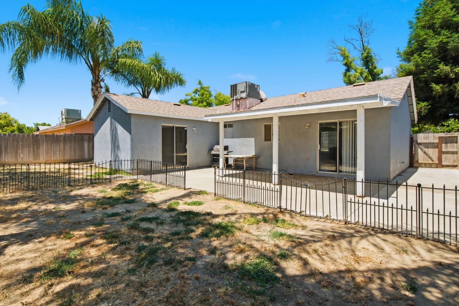 3100 Kounias Dr, Modesto, CA 95354
